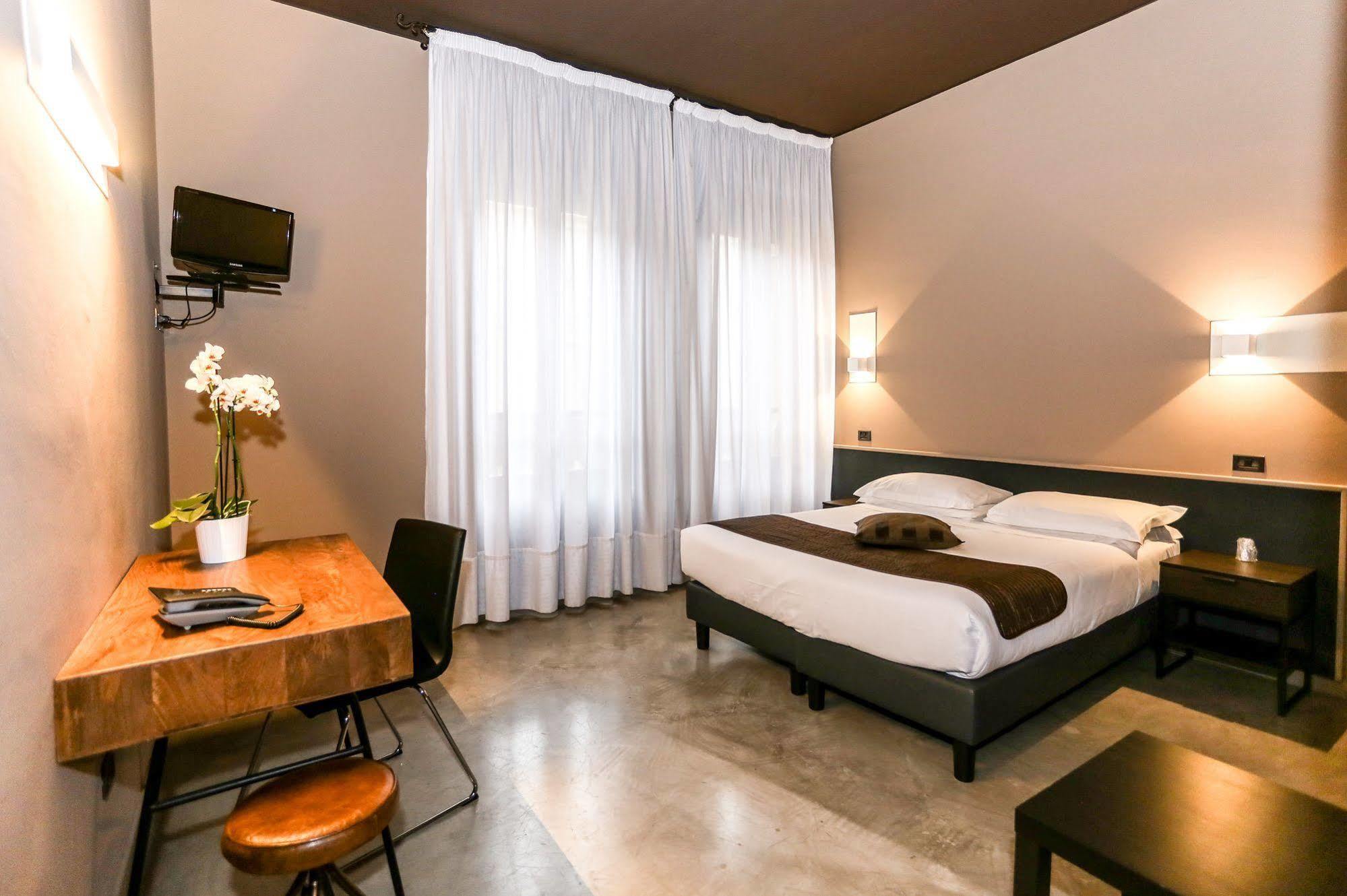 Hotel Mignon