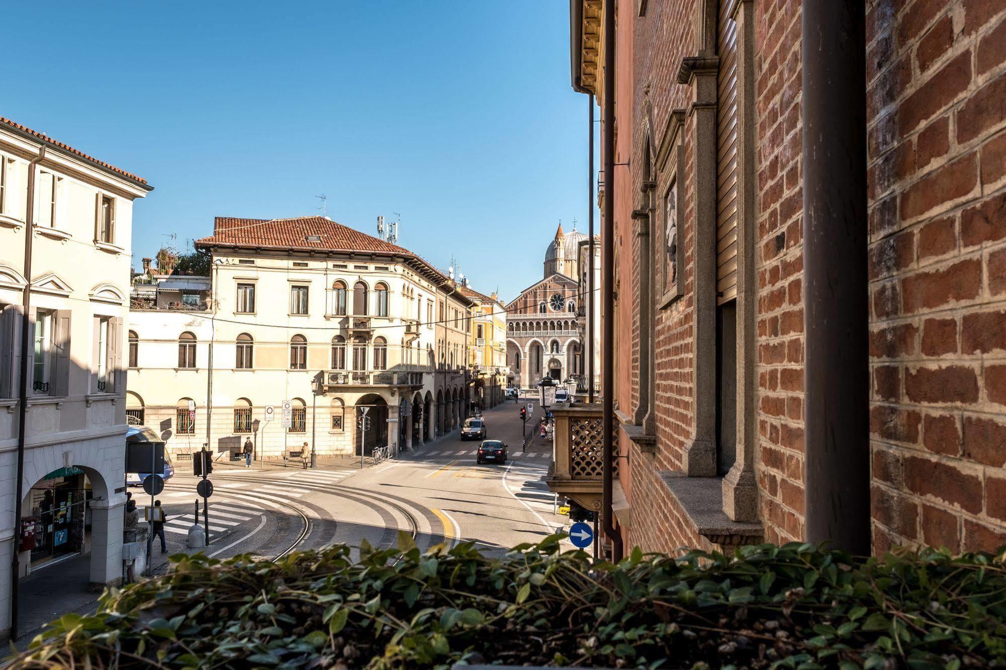 Hotel Mignon 2*